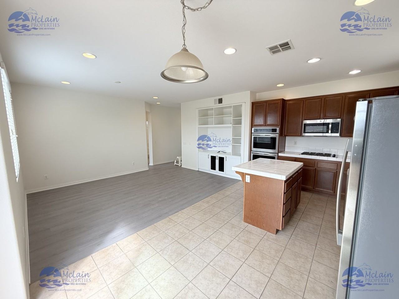 787 Kirkwall Dr - Photo 5 of 39