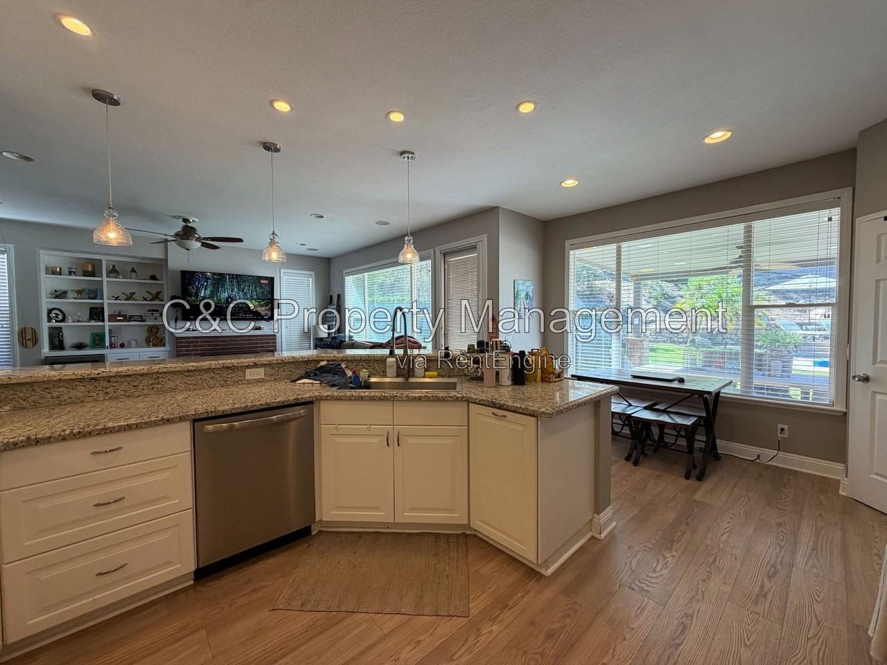16959 Obsidian Dr - Photo 6 of 25