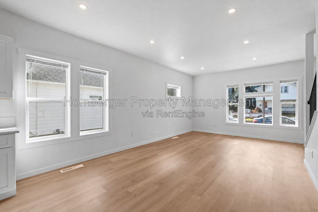 717 E Ermina Ave - Photo 7 of 27