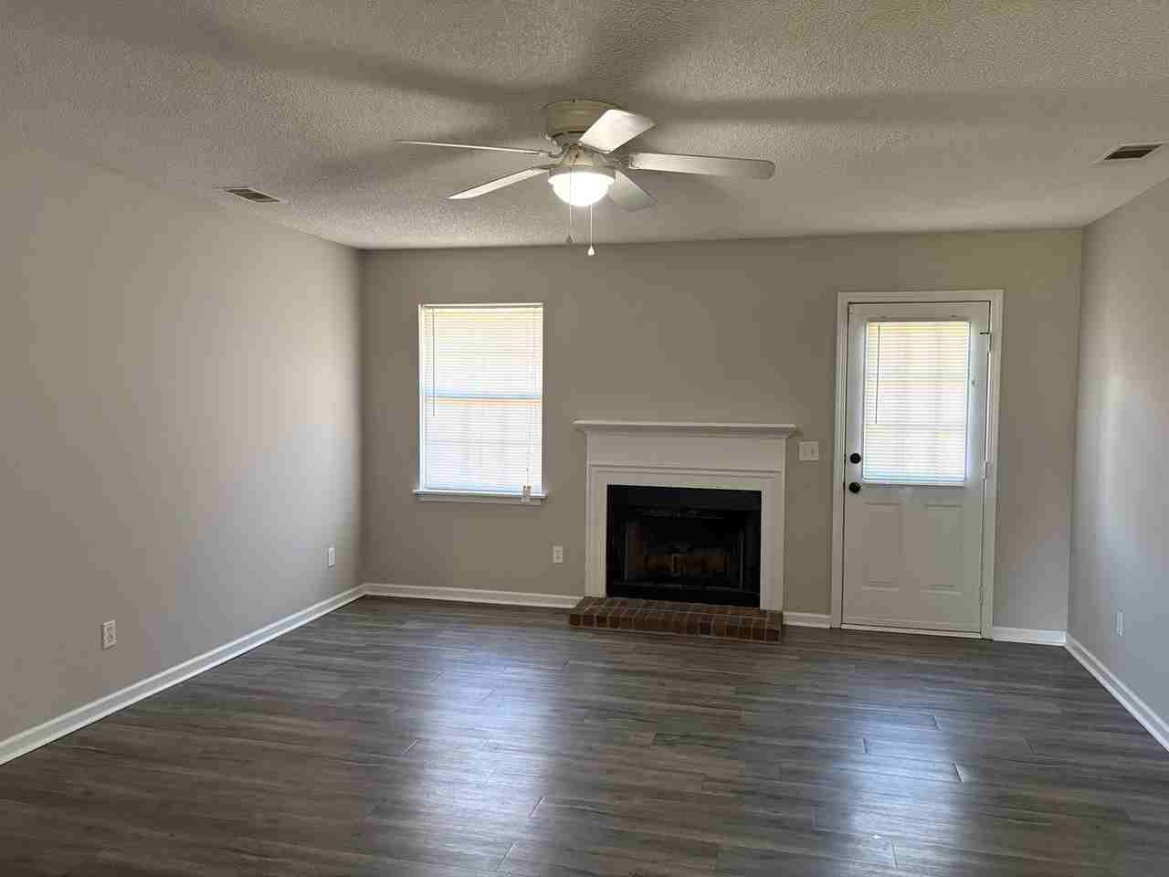 101 Katie Dr - Photo 6 of 19
