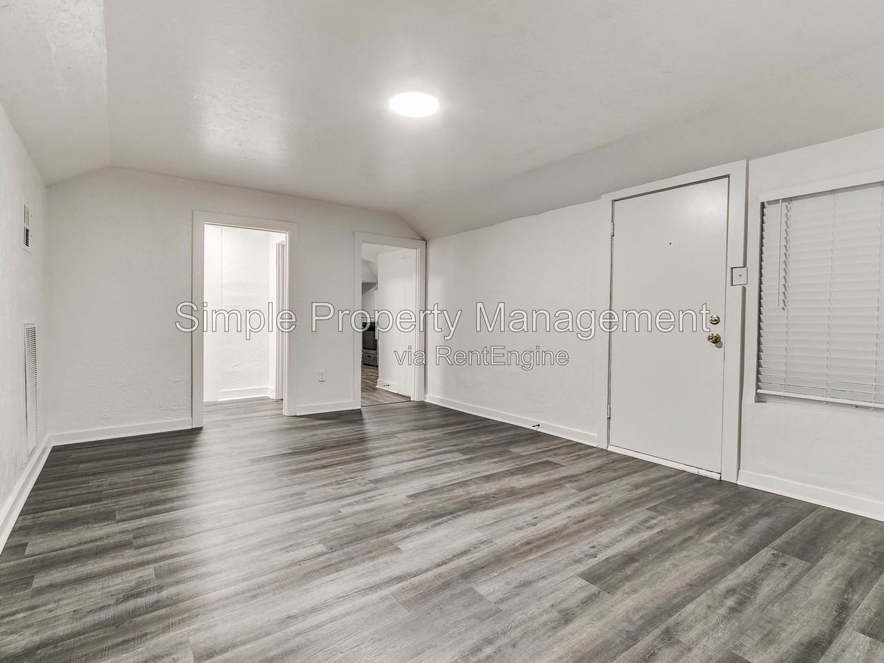 2222 Nw 22nd St #1 - Photo 3 of 16