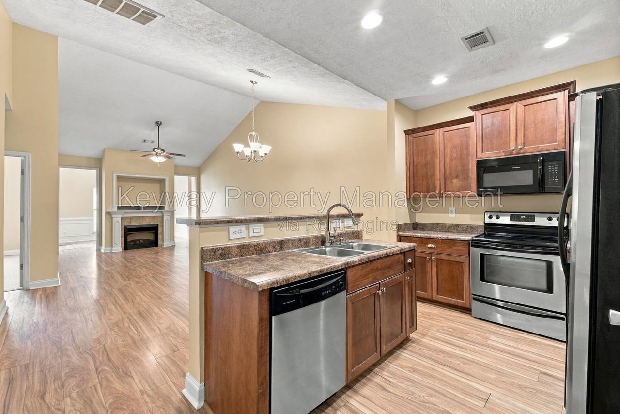 317 High Meadows Pl - Photo 5 of 23