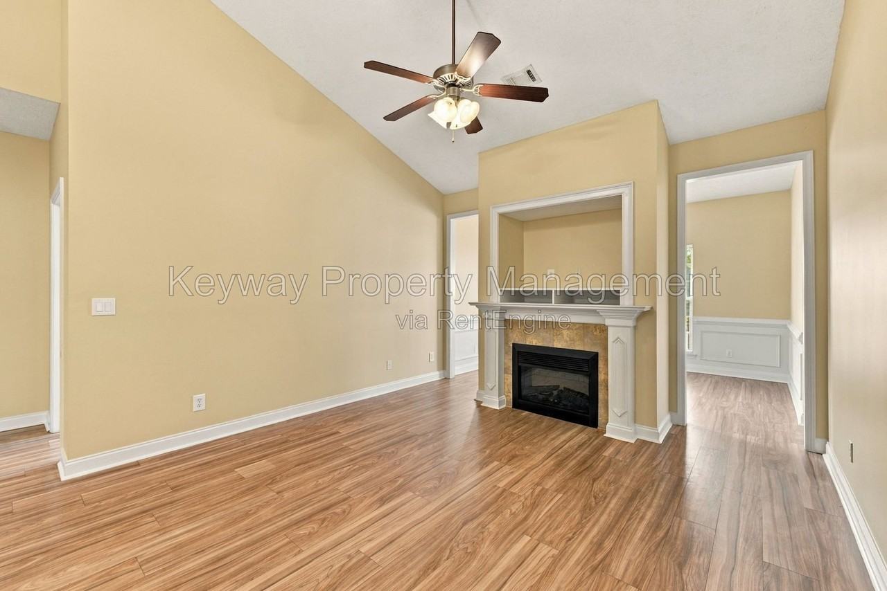 317 High Meadows Pl - Photo 7 of 23