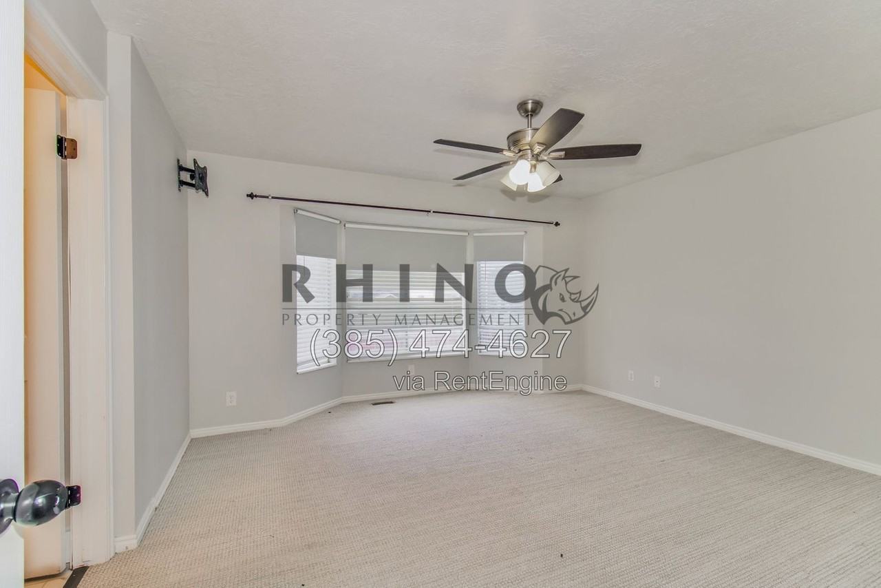 8346 S Helenic Ln - Photo 6 of 22