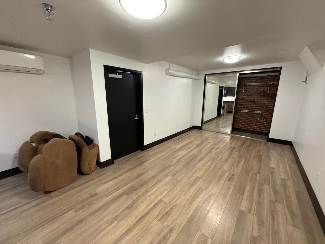 160 Liberty St Ne #M10 - Photo 2 of 24
