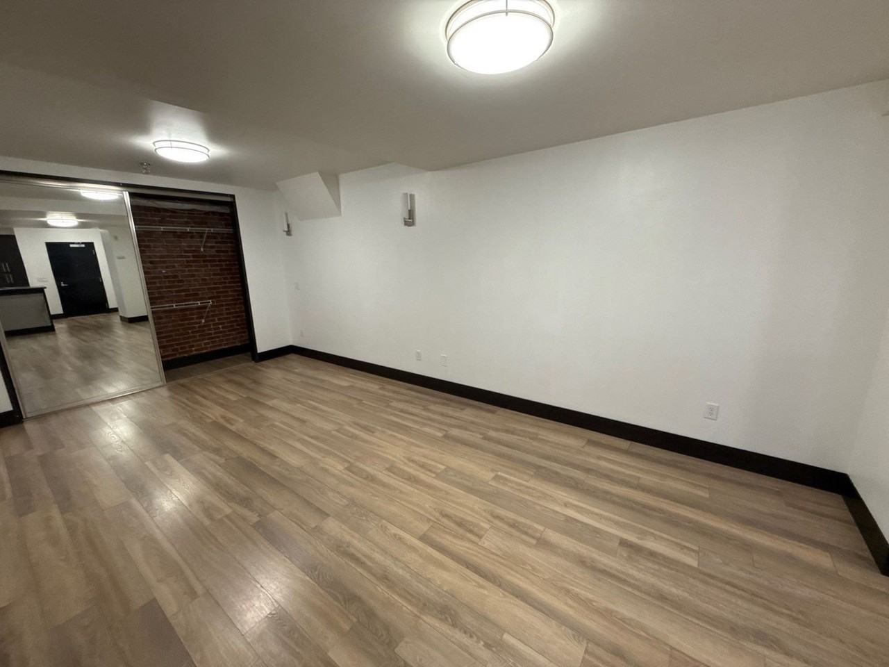 160 Liberty St Ne #M10 - Photo 3 of 24