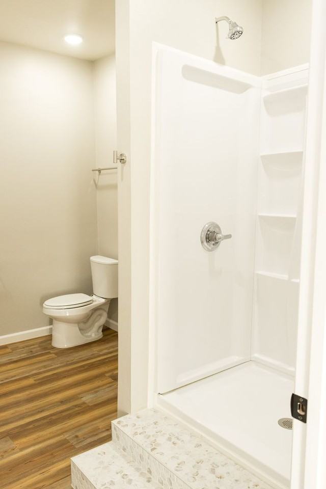 413 Glenn St - Photo 6 of 9