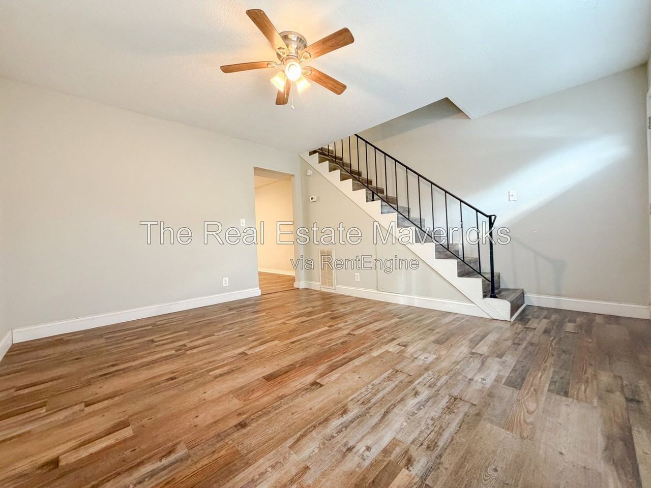 43 Gale St - Photo 6 of 22