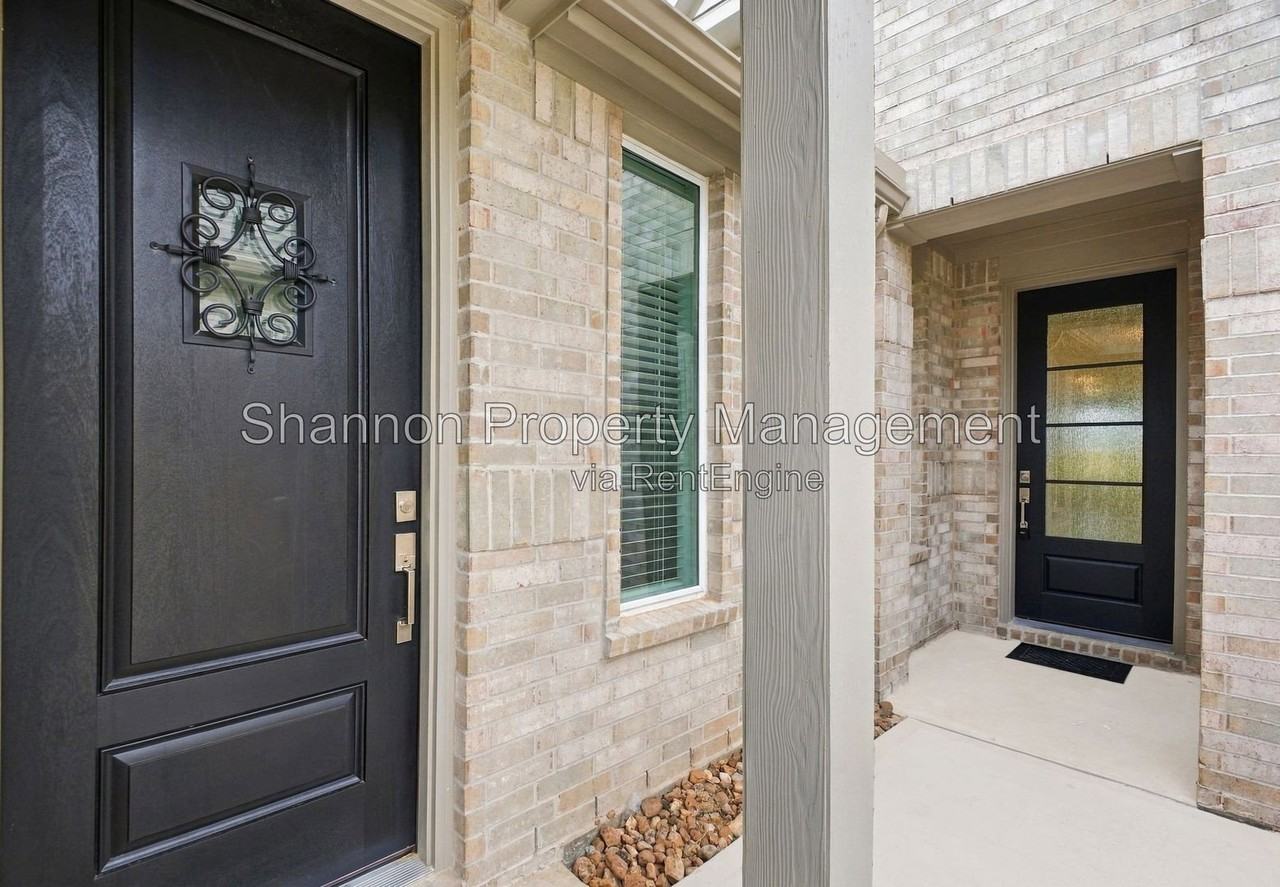 4216 Centennial Ridge Dr - Photo 3 of 41