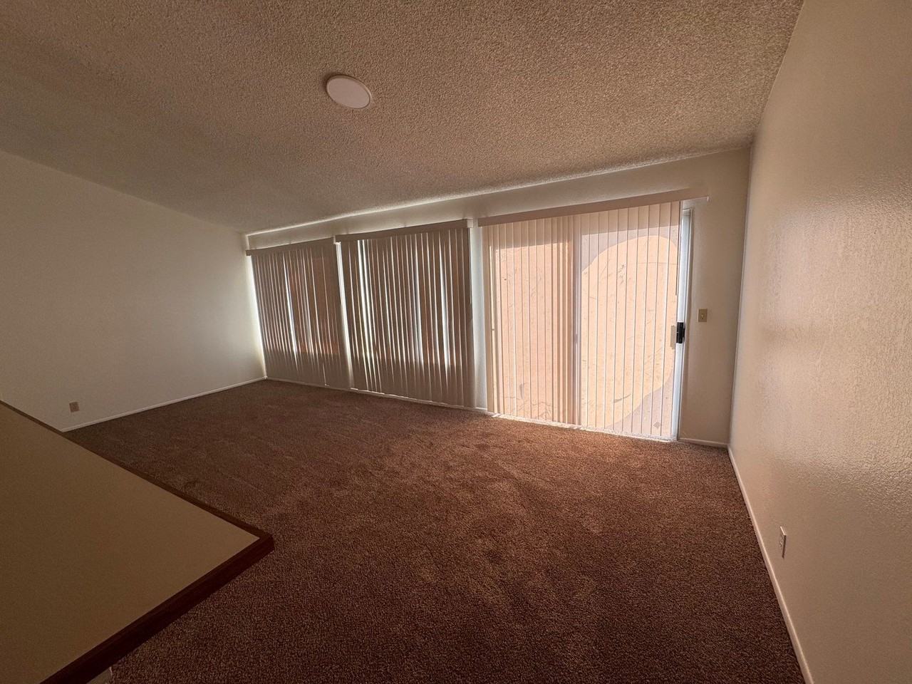 2922 Mesquite Dr - Photo 5 of 11