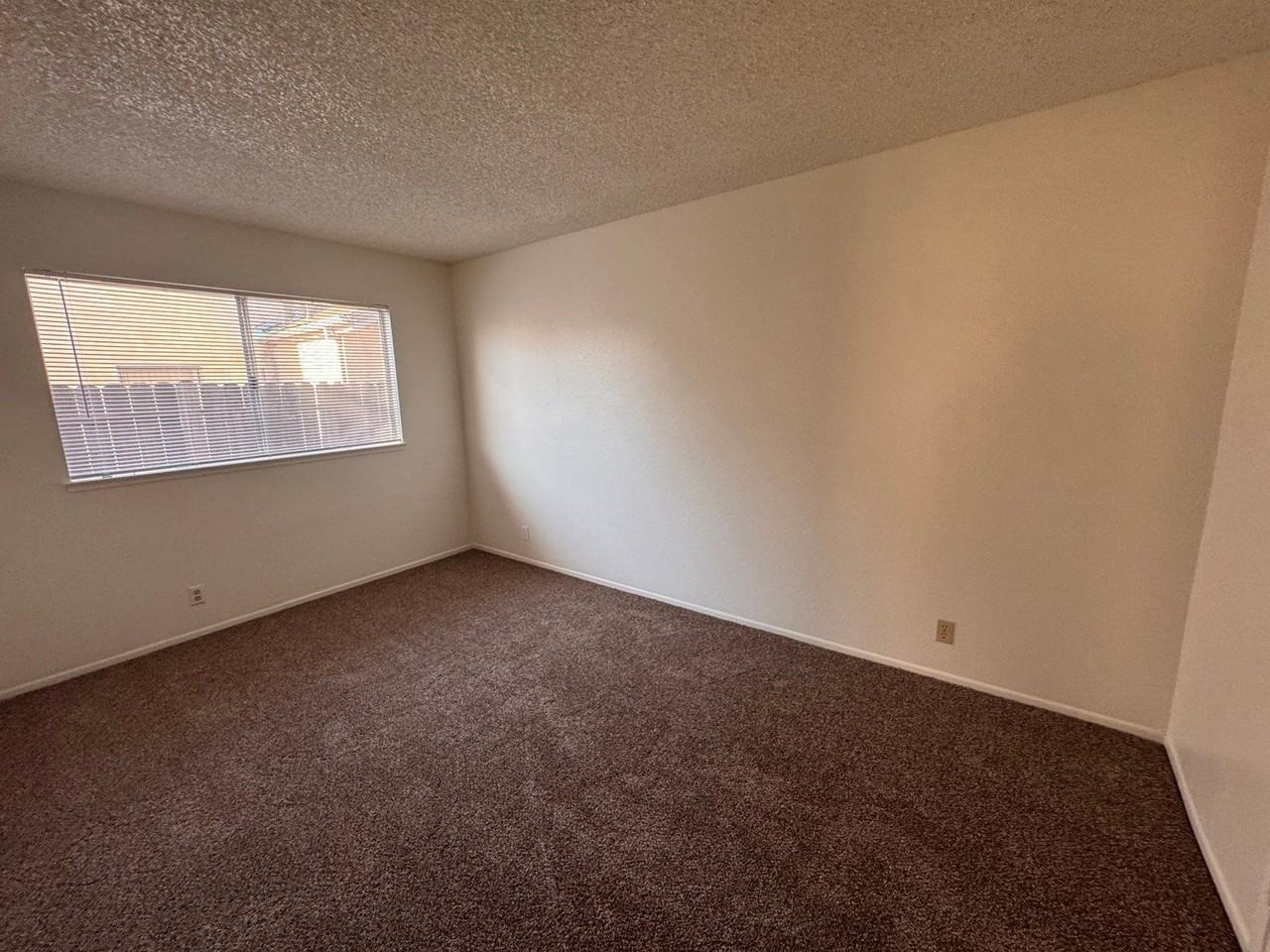 2922 Mesquite Dr - Photo 6 of 11