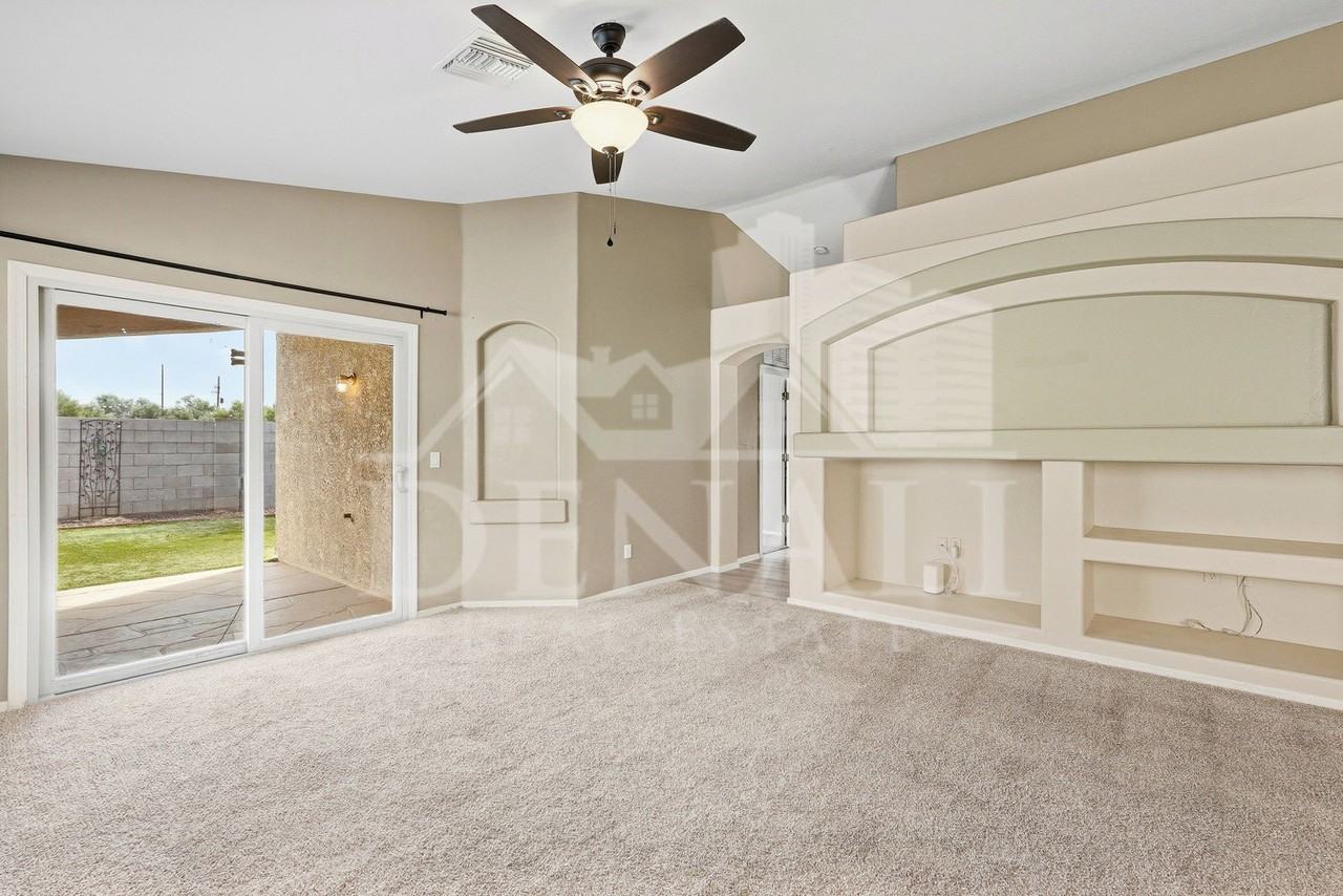 6054 N Panorama Park Dr - Photo 7 of 36