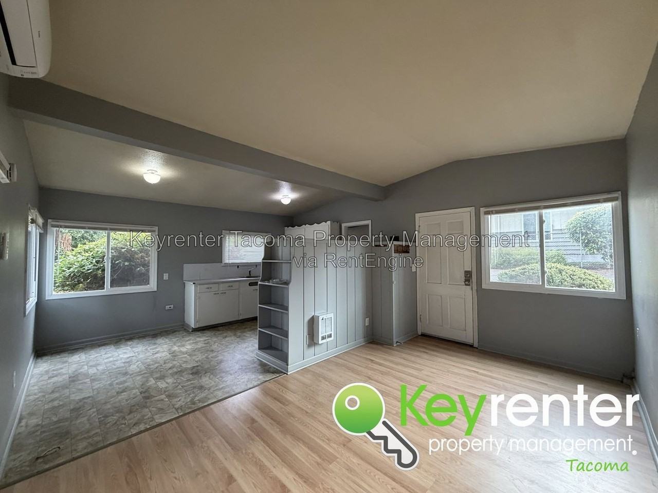 7921 21st St W - Photo 3 of 11