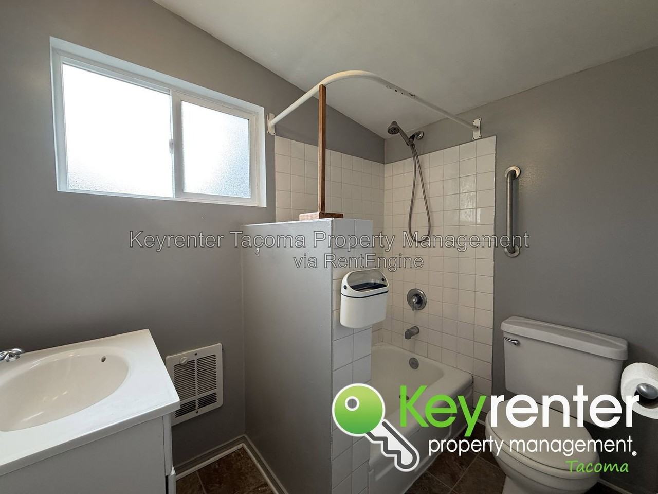 7921 21st St W - Photo 7 of 11
