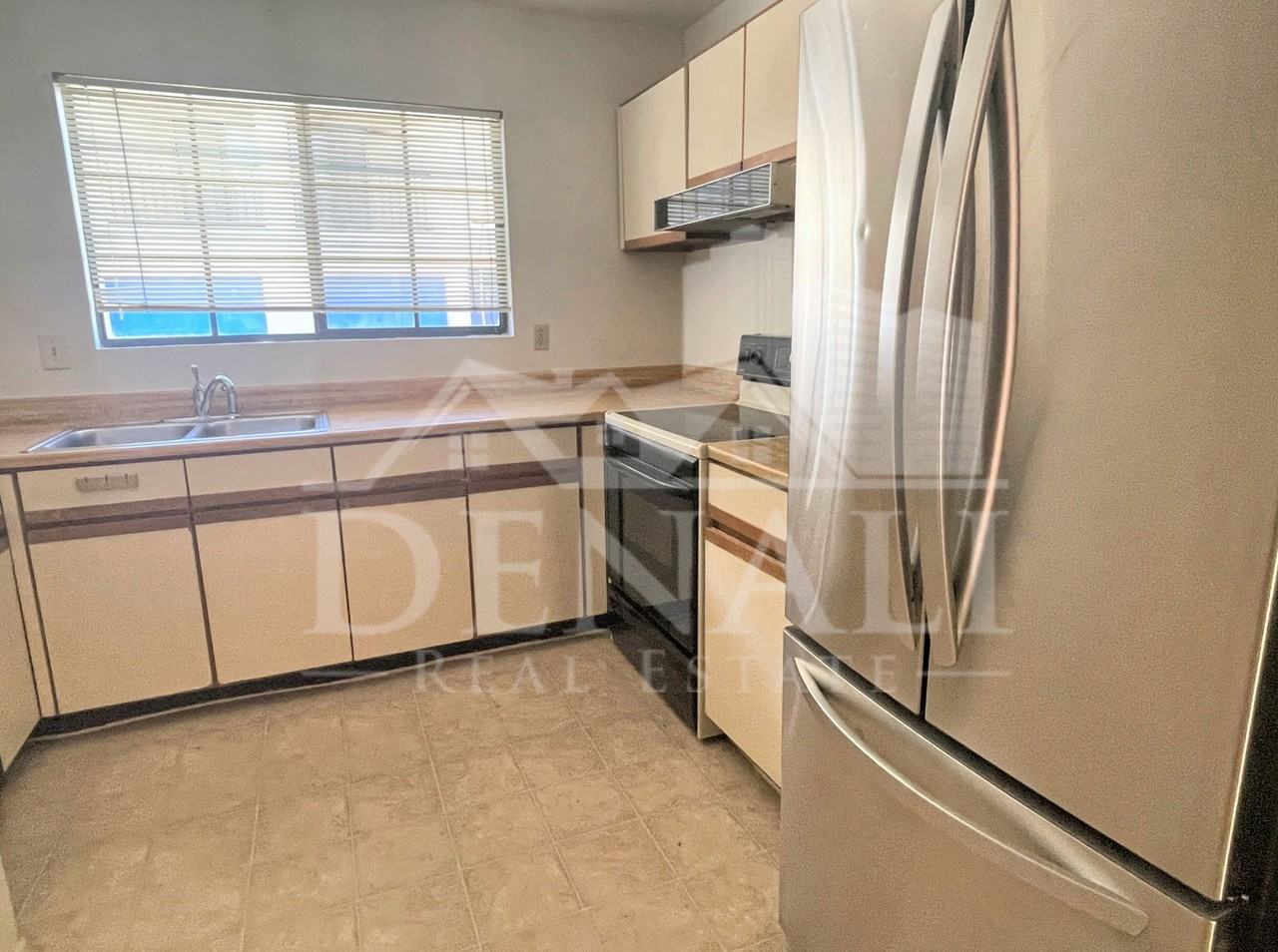 244 E Pastime Rd - Photo 5 of 17