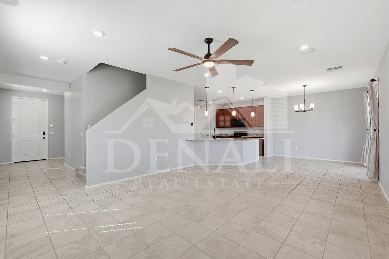 4479 S Sunrise Bluff Way - Photo 4 of 40