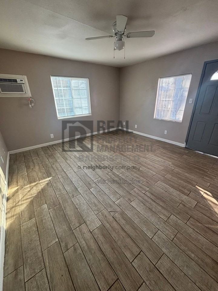 2336 S K St #2336 - Photo 3 of 11