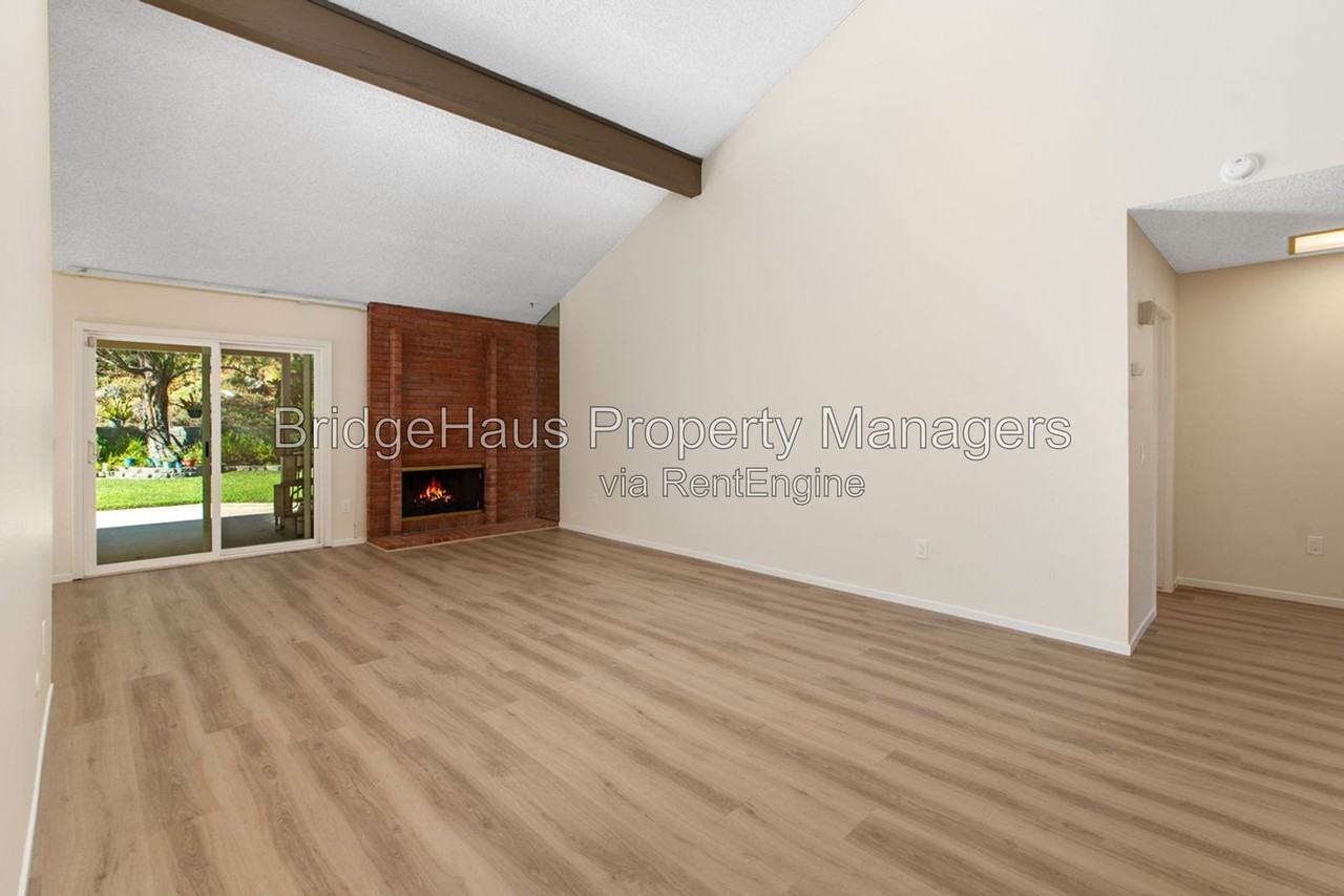 10550 Canyon Lake Dr - Photo 2 of 34