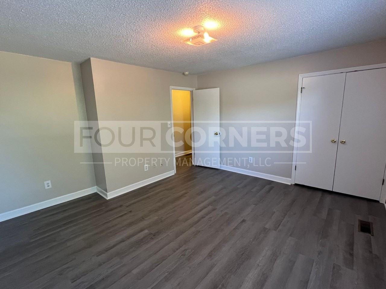 295 W 5th St - Photo 7 of 9