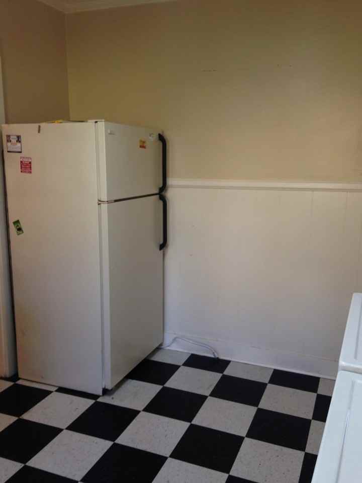 837 Saint Thomas St - Photo 2 of 11