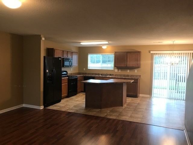 10018 Chariden Dr - Photo 3 of 20