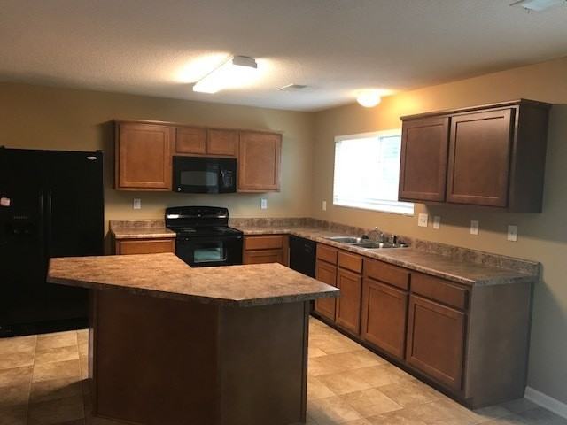 10018 Chariden Dr - Photo 4 of 20