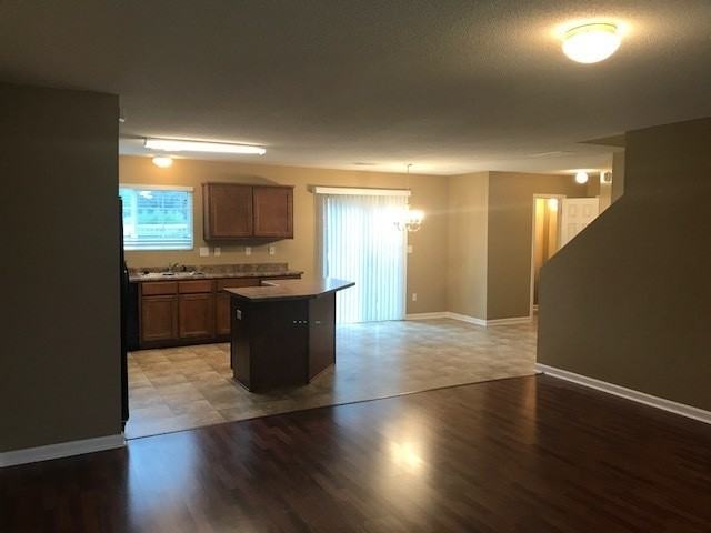 10018 Chariden Dr - Photo 5 of 20