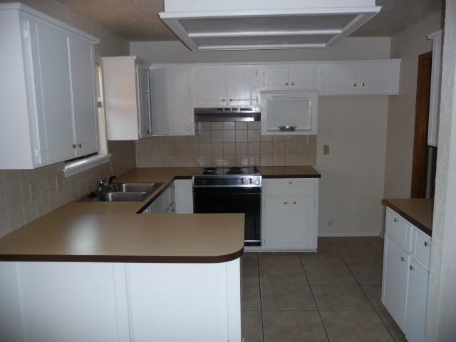 4022 Nw Ozmun Ave #B - Photo 3 of 16