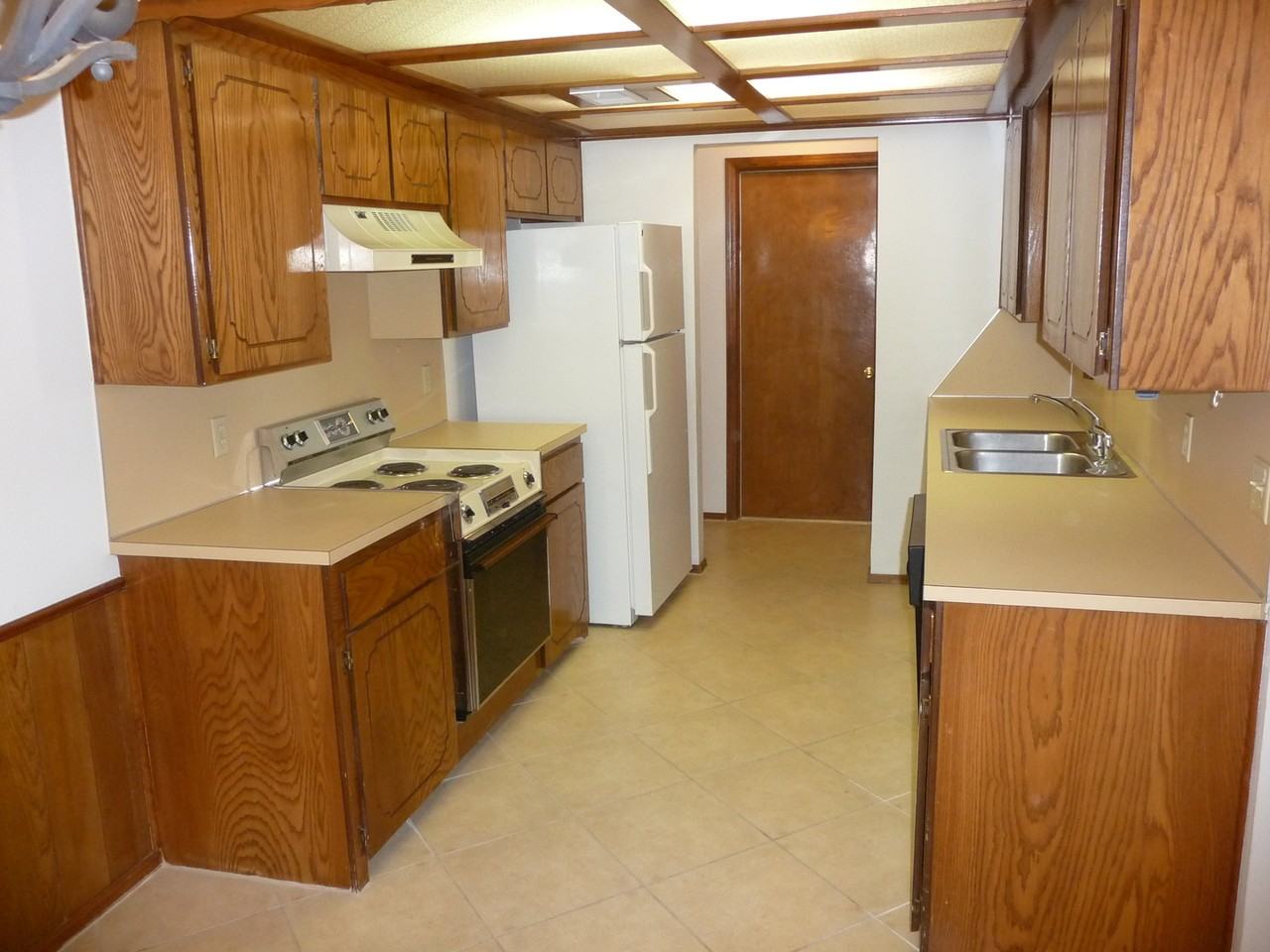 607 Se 41st St - Photo 5 of 12