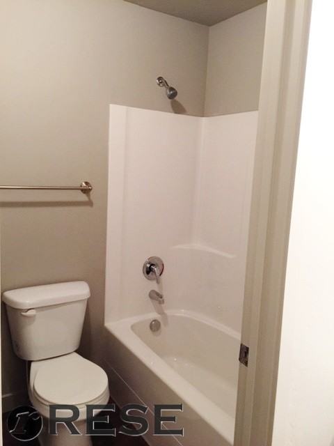 752 E 150 N - Photo 7 of 20