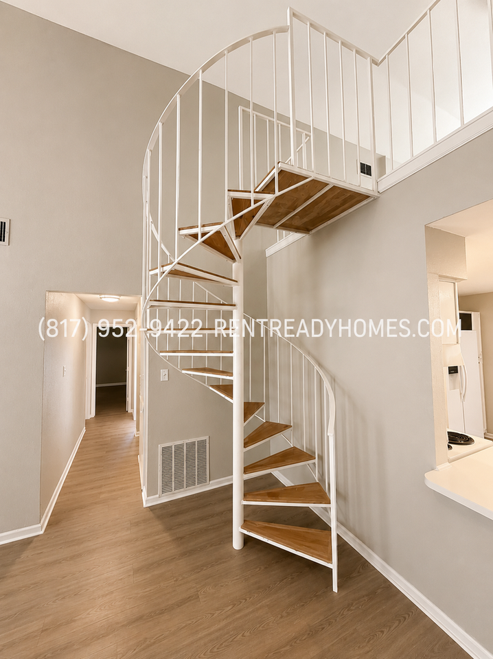 9731 Spruce Ridge Dr - Photo 2 of 9