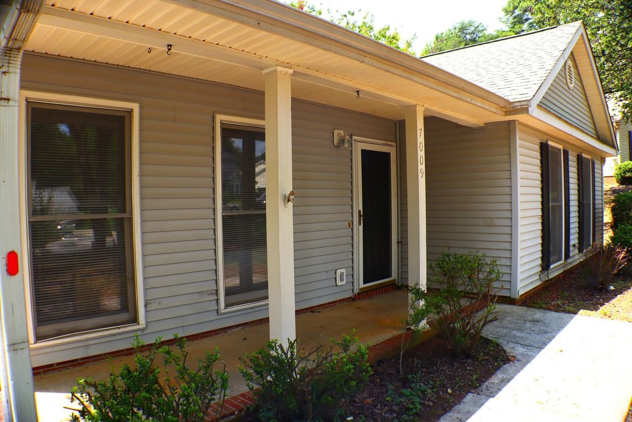 7009 Poplar Grove Trl - Photo 5 of 26