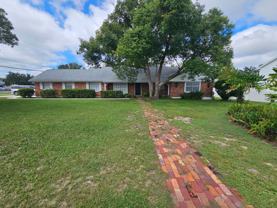 1302 Rustlewood Dr - Photo 1 of 1