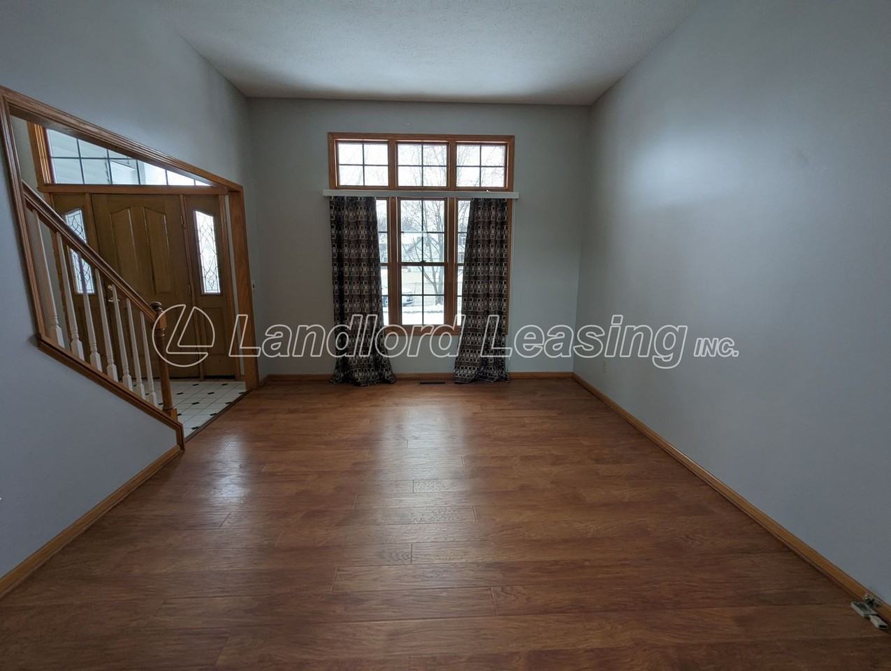 125 Santa Fe Ct - Photo 3 of 32