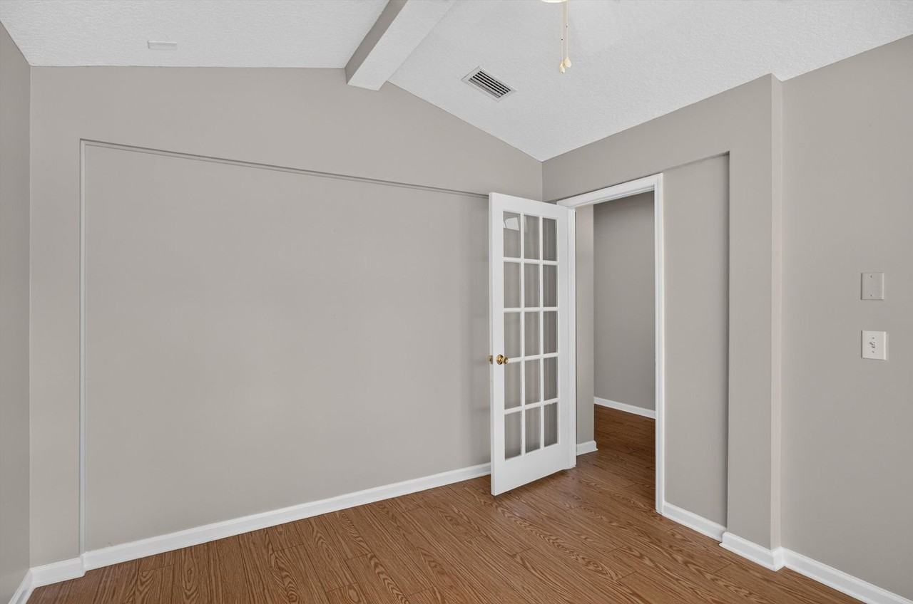 14147 Fish Eagle Dr E - Photo 5 of 31