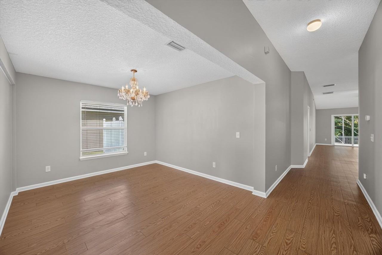 14147 Fish Eagle Dr E - Photo 6 of 31