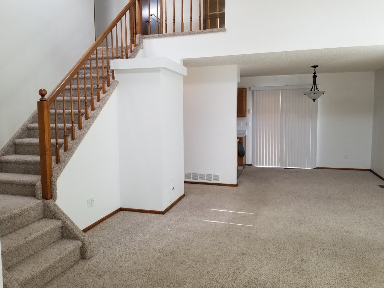 8377 Wilmington Dr - Photo 4 of 12