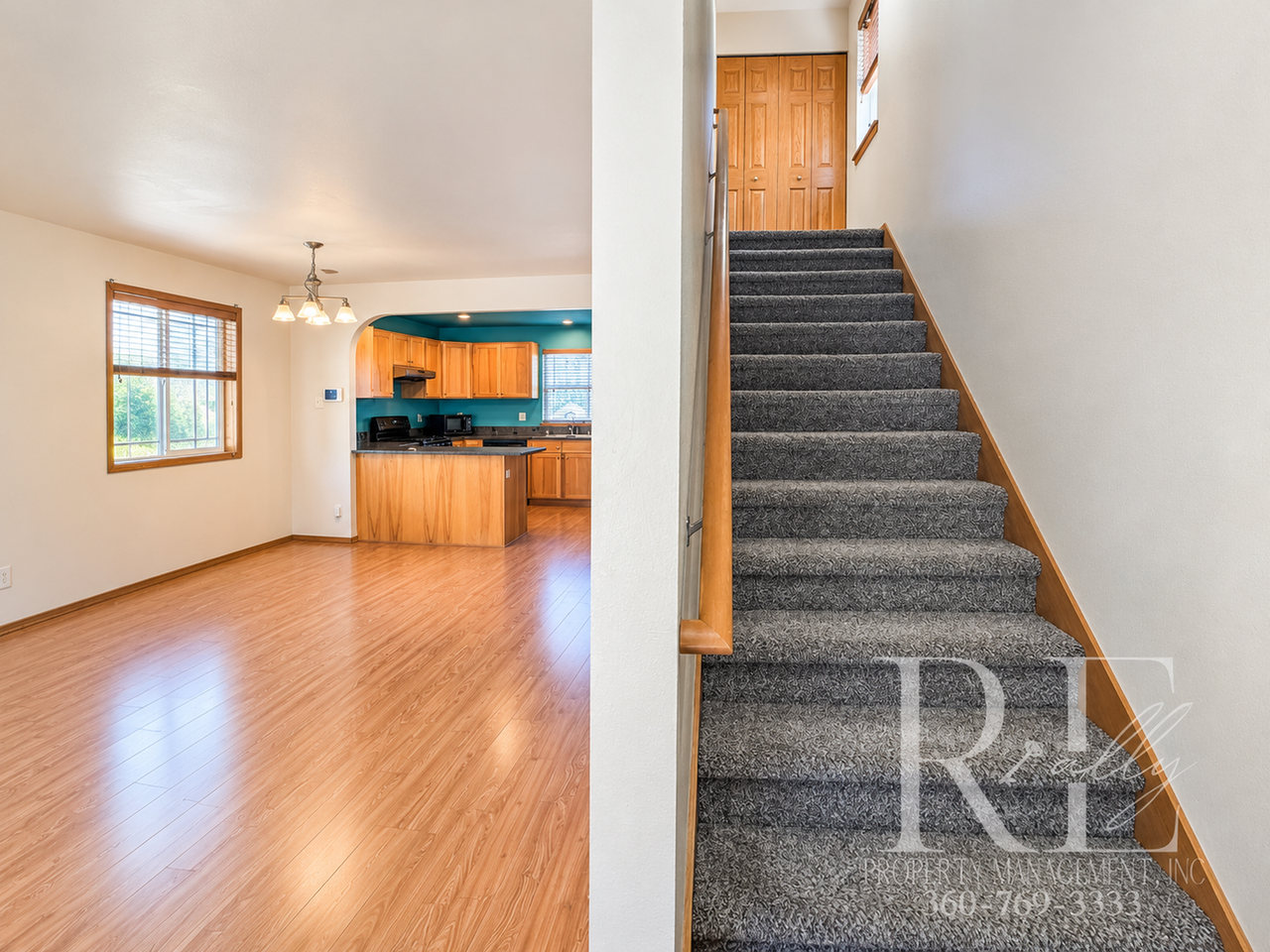 114 N Wycoff Ave - Photo 3 of 21