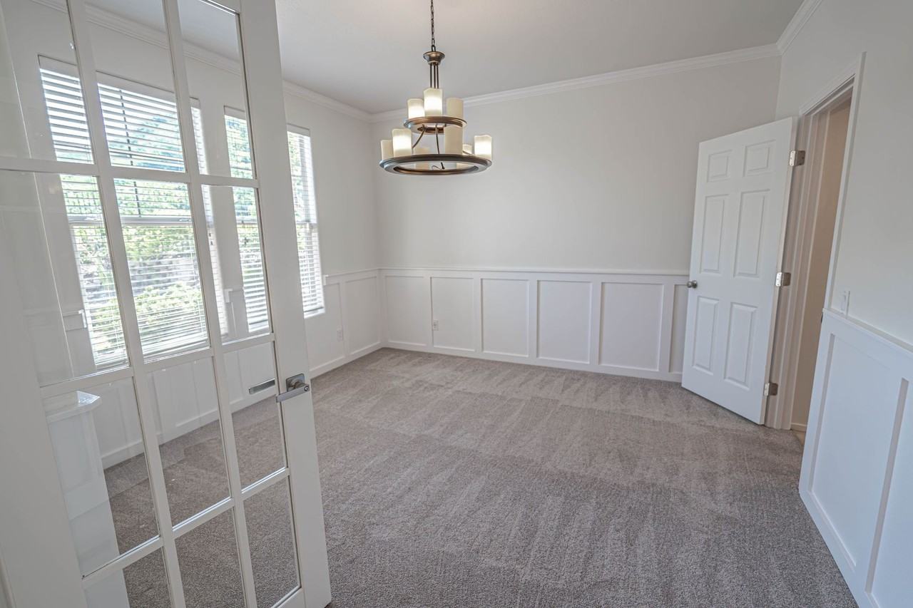 28108 Eagles Crest Ct - Photo 2 of 22