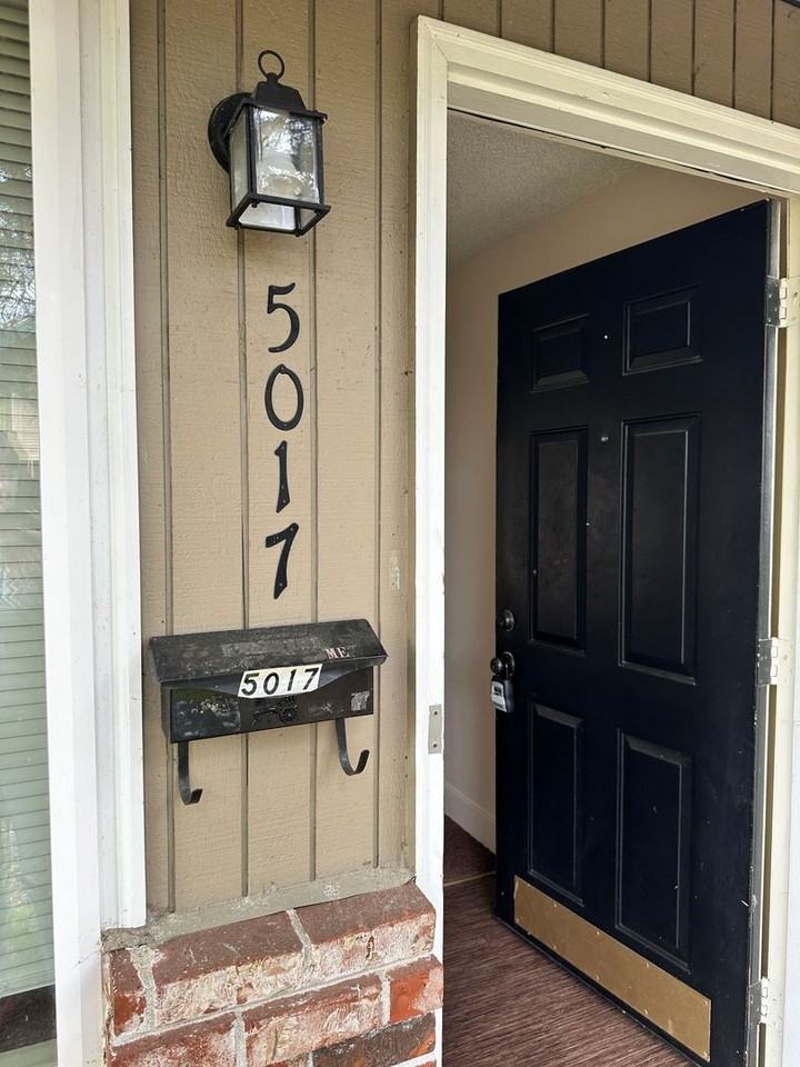 5017 Se Clay St - Photo 2 of 21