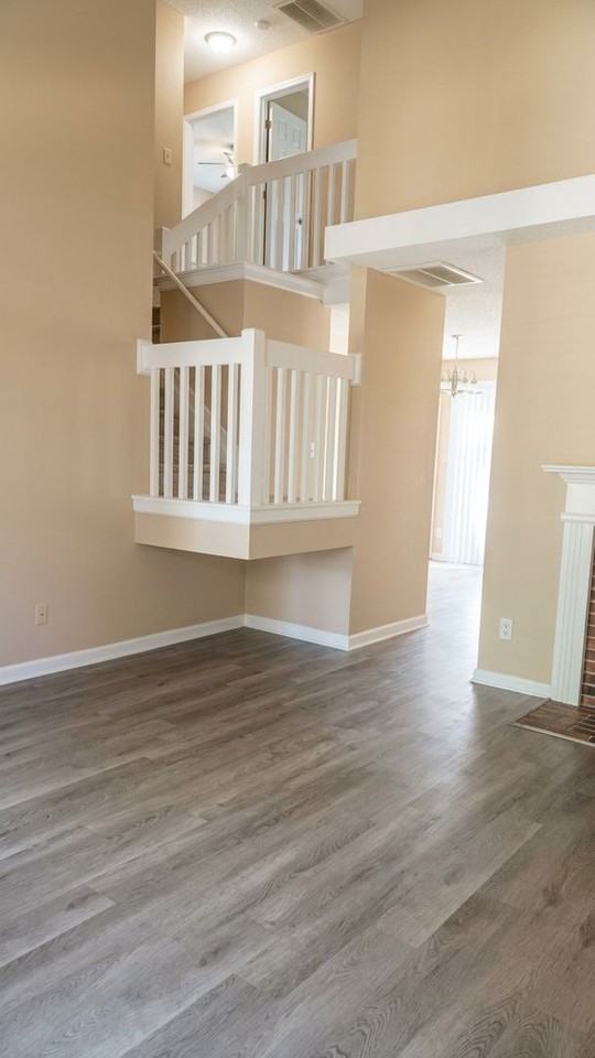 5983 Cougar Ln - Photo 4 of 26