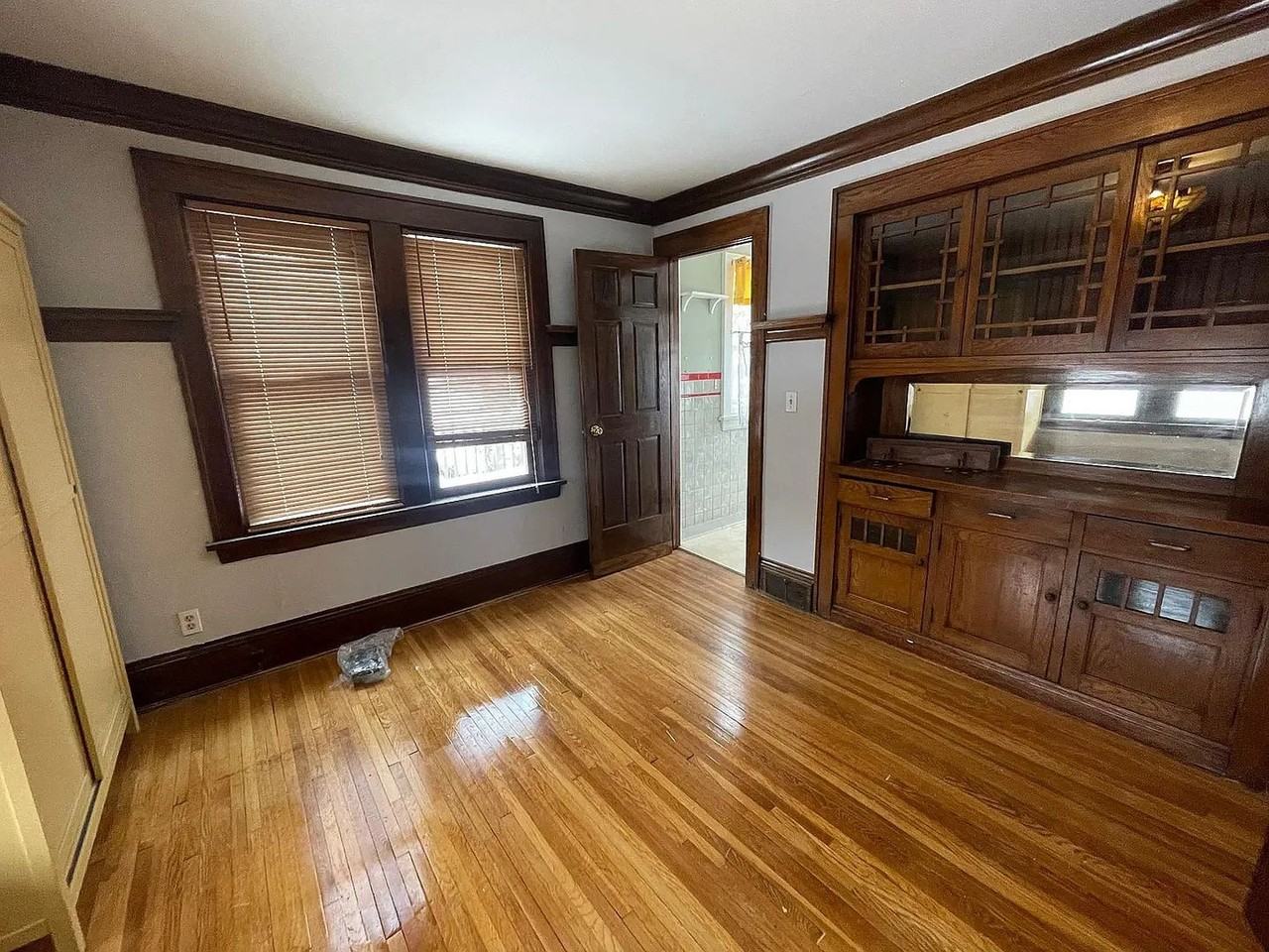 439 Snelling Ave S - Photo 6 of 7