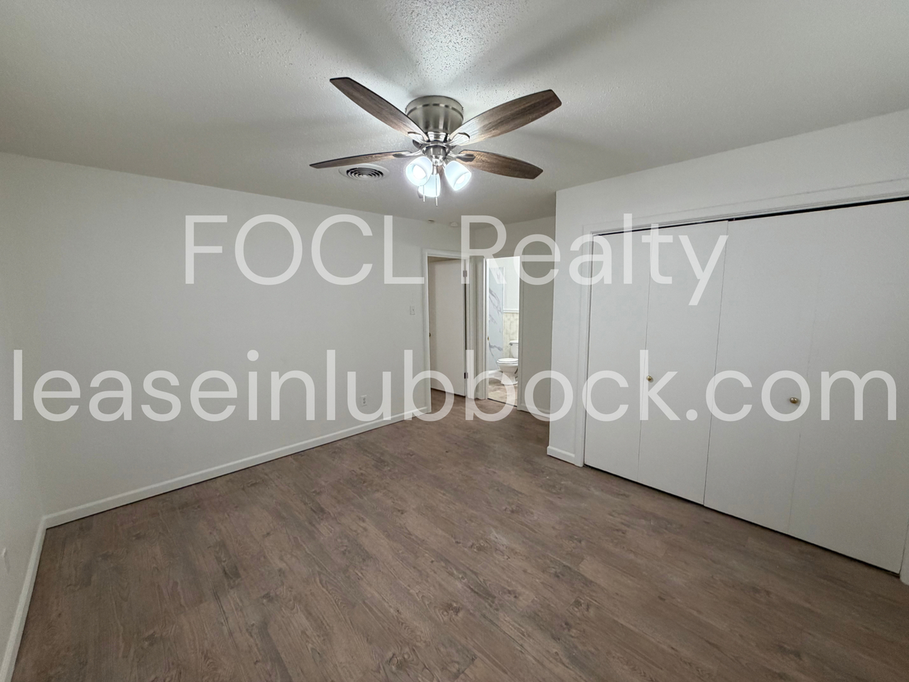 2802 58th St - Photo 2 of 10