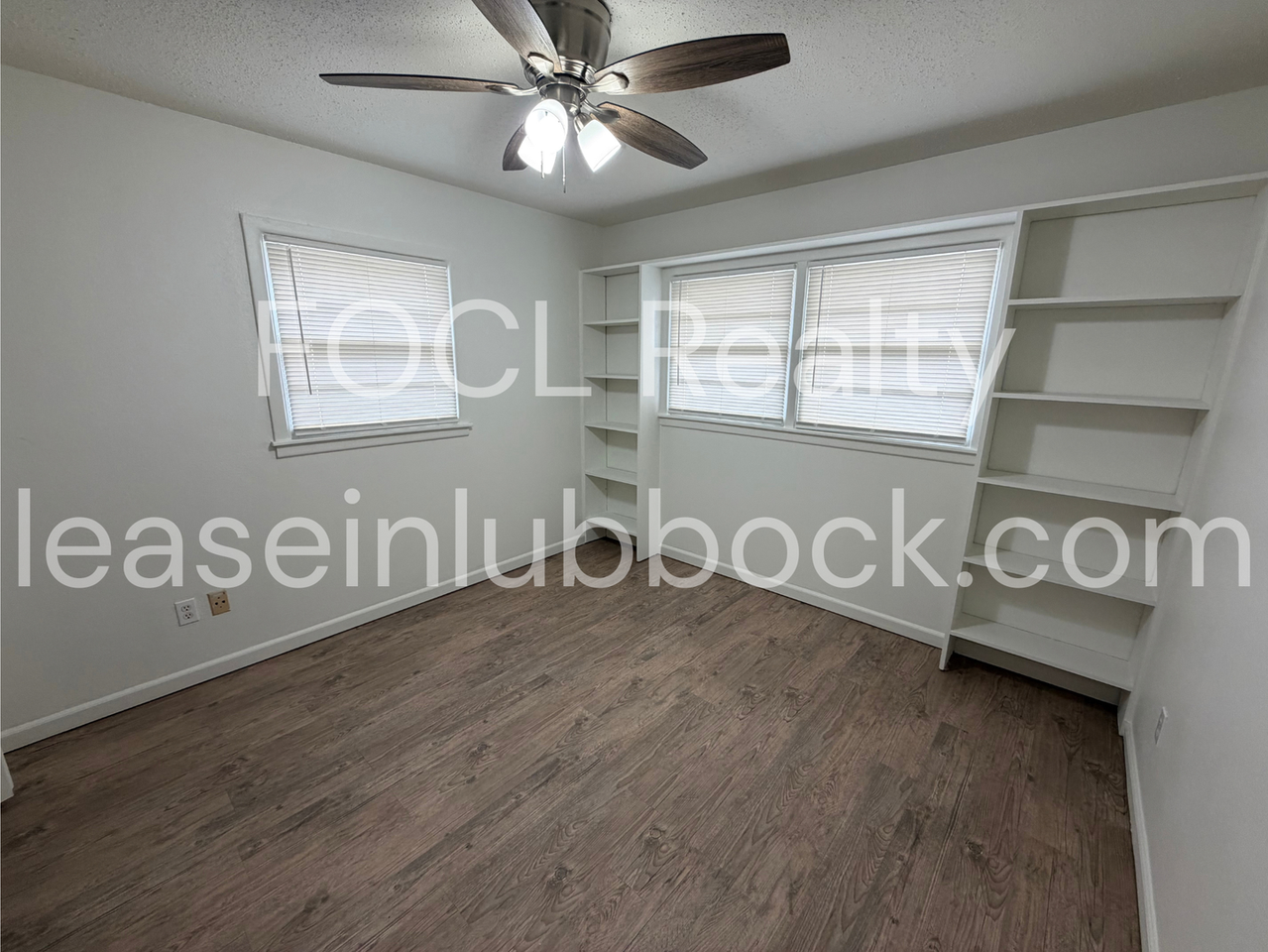 2802 58th St - Photo 5 of 10