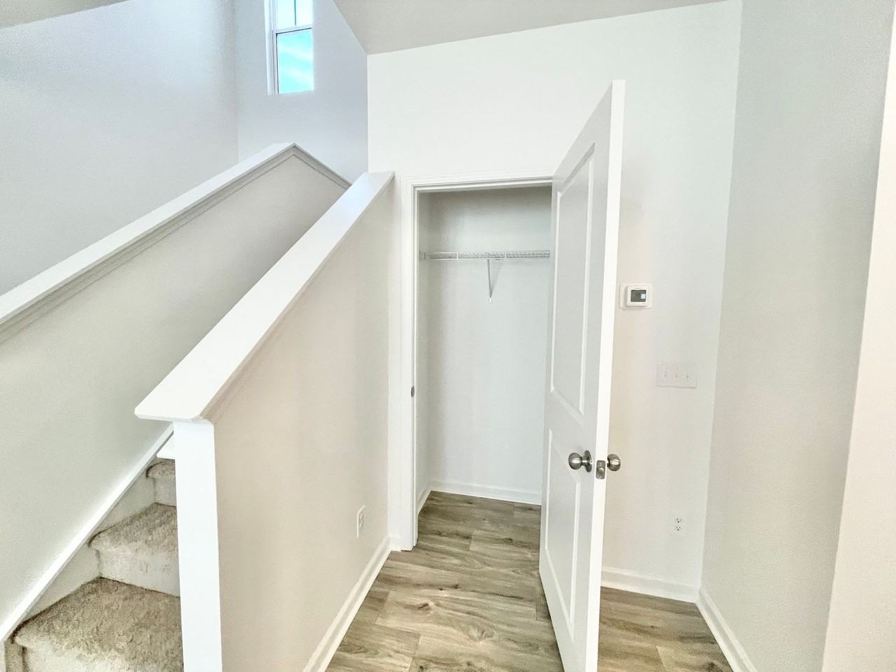 108 Luna Ln - Photo 5 of 14