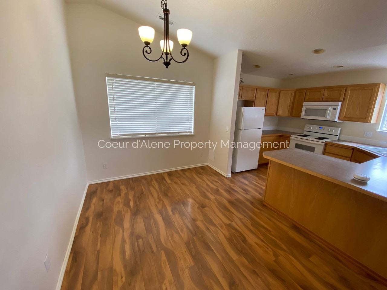 1292 N Marcasite Ct - Photo 3 of 12