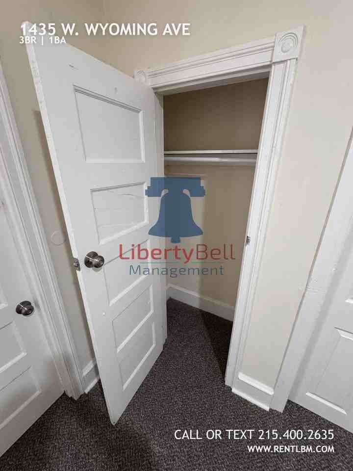 1435 W Wyoming Ave - Photo 4 of 13