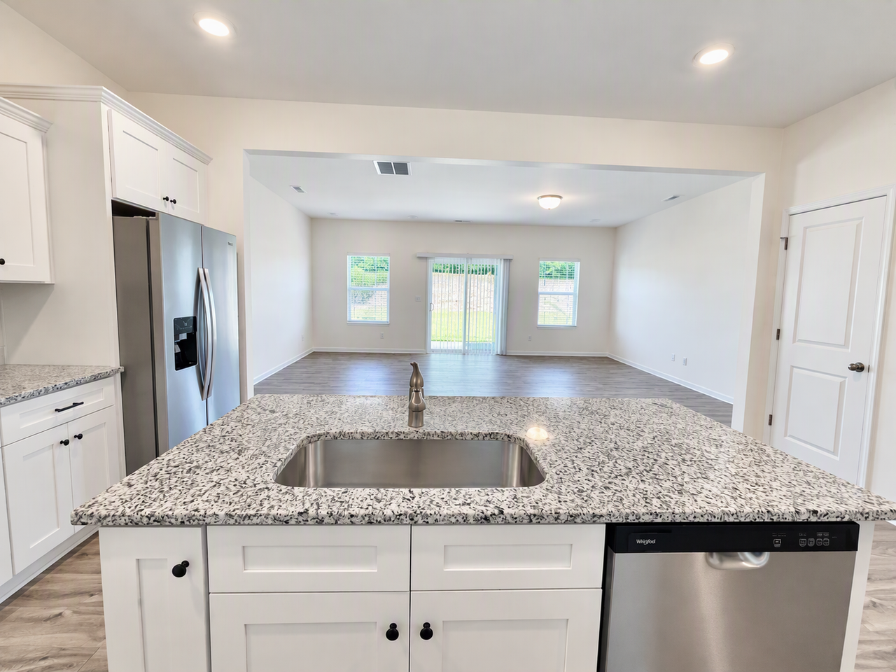 4335 Mountain Ball Ln - Photo 6 of 21