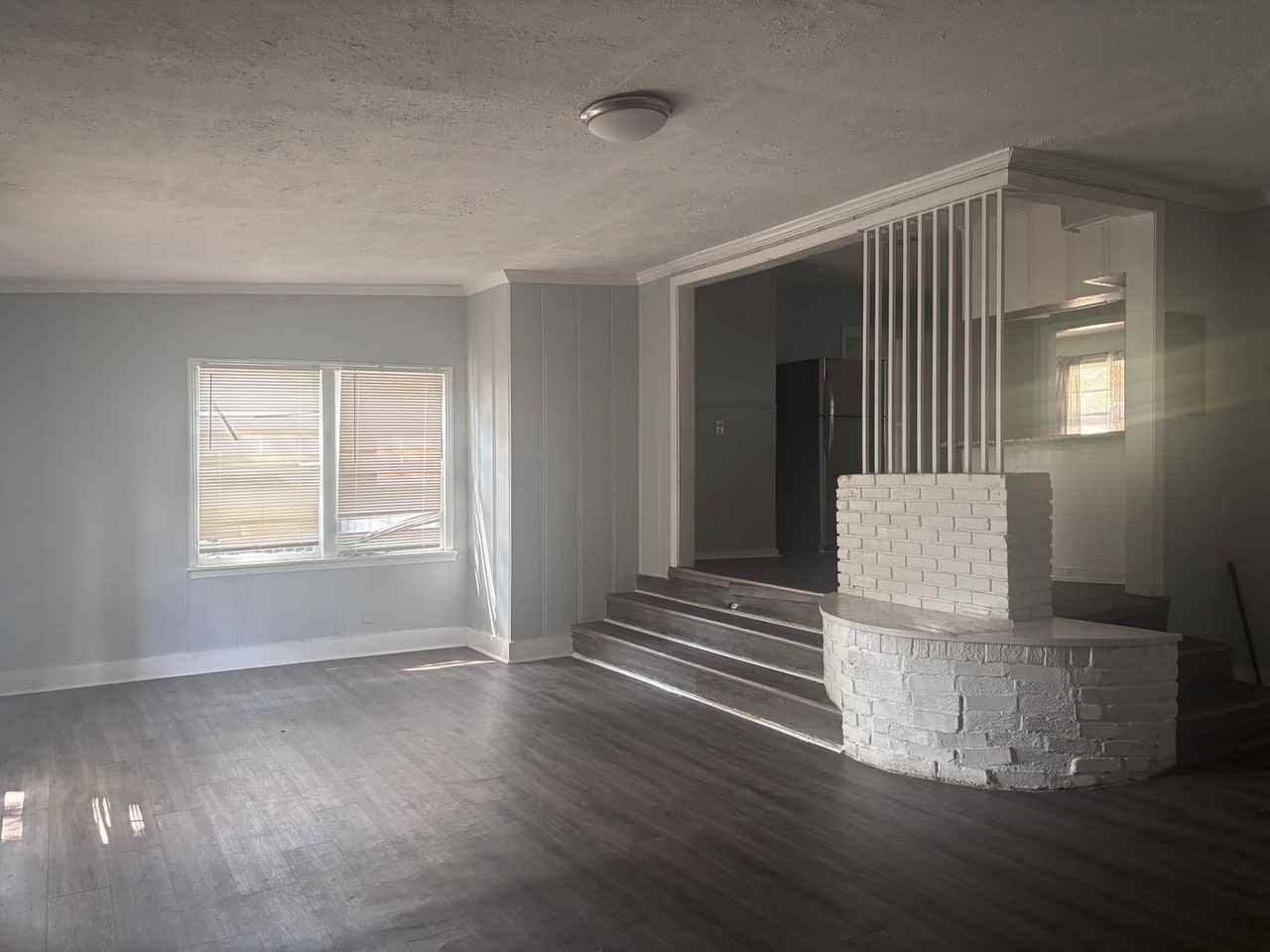 715 Montclair Pl - Photo 7 of 12