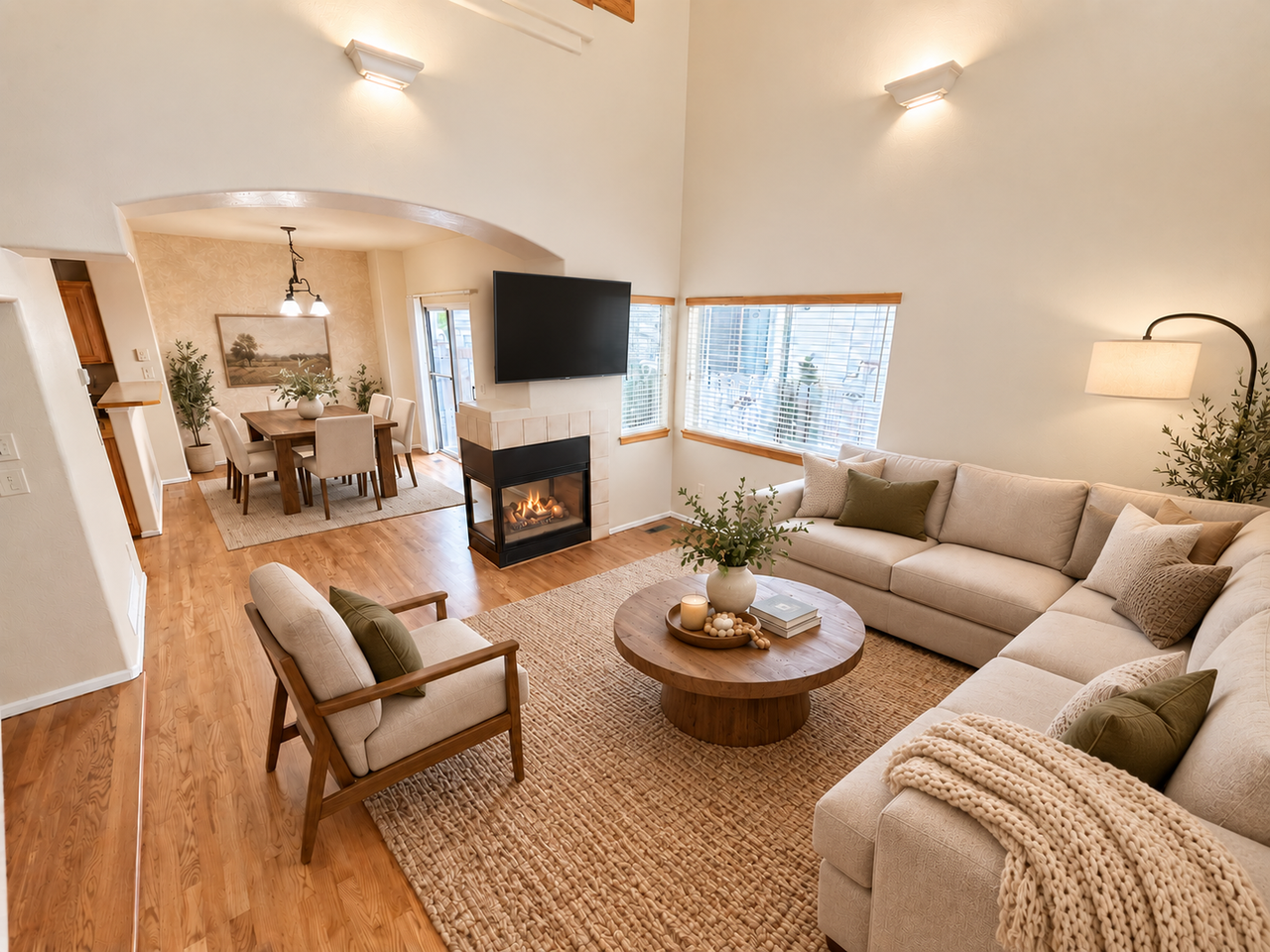 3923 Leah Hts - Photo 5 of 22
